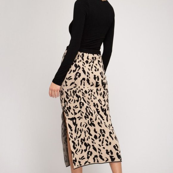 NWT Animal Print Knit Pencil Midi - Picture 3 of 11